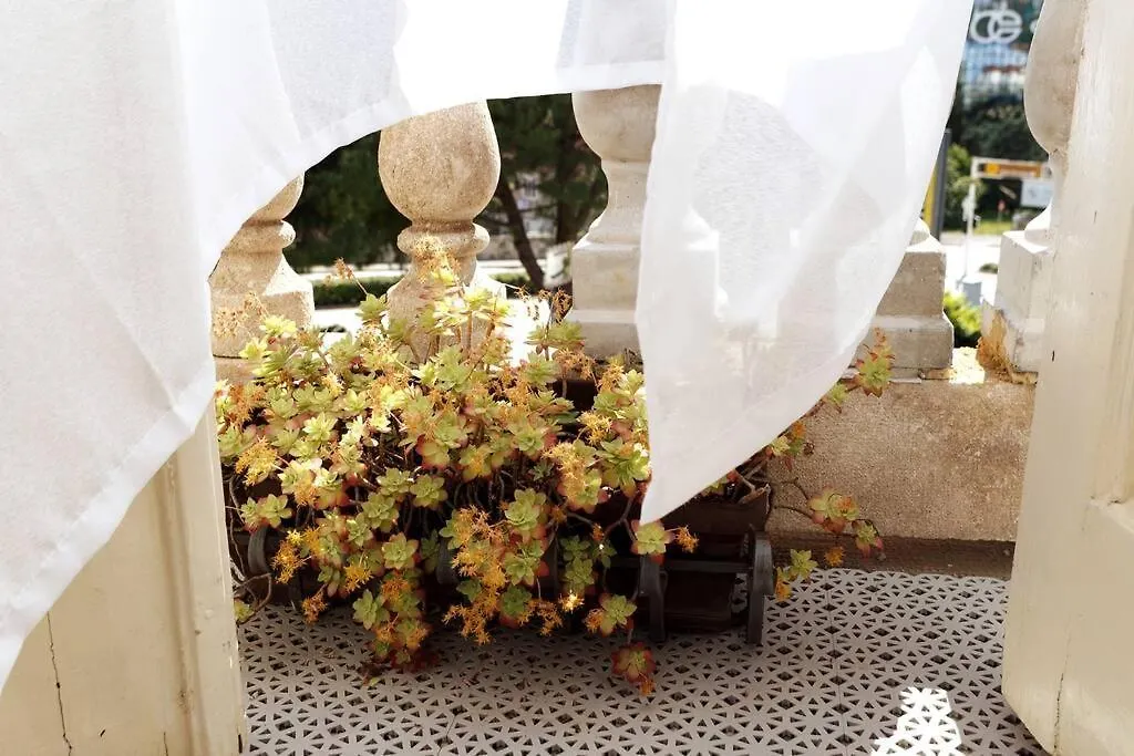Central Pula - Charming Historic Gem - Modern Comforts Apartment
